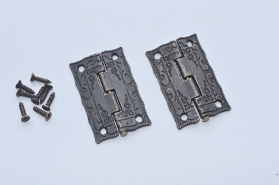 Embossed Box Hinge (pair)