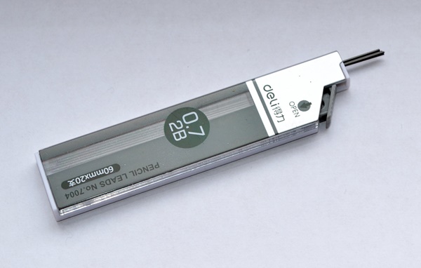 propelling pencil leads