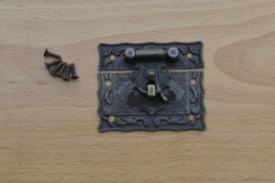 Medium Embossed Box Hasp